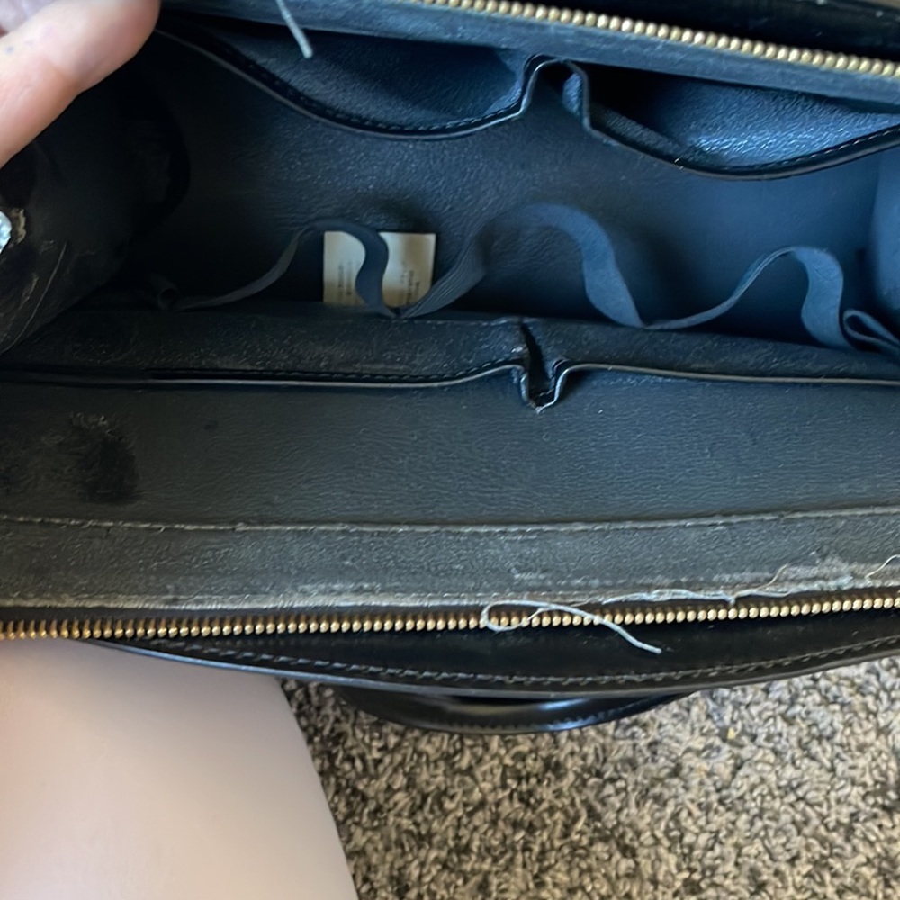 - Louis Vuitton Epi Rivera black - Picture 8 of 14